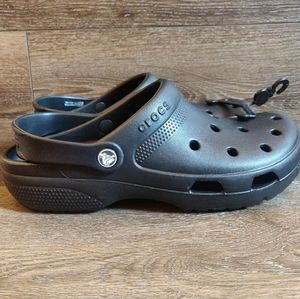 New Men’s 9 / Women’s 11 - Crocs “Coast Clog” - 20